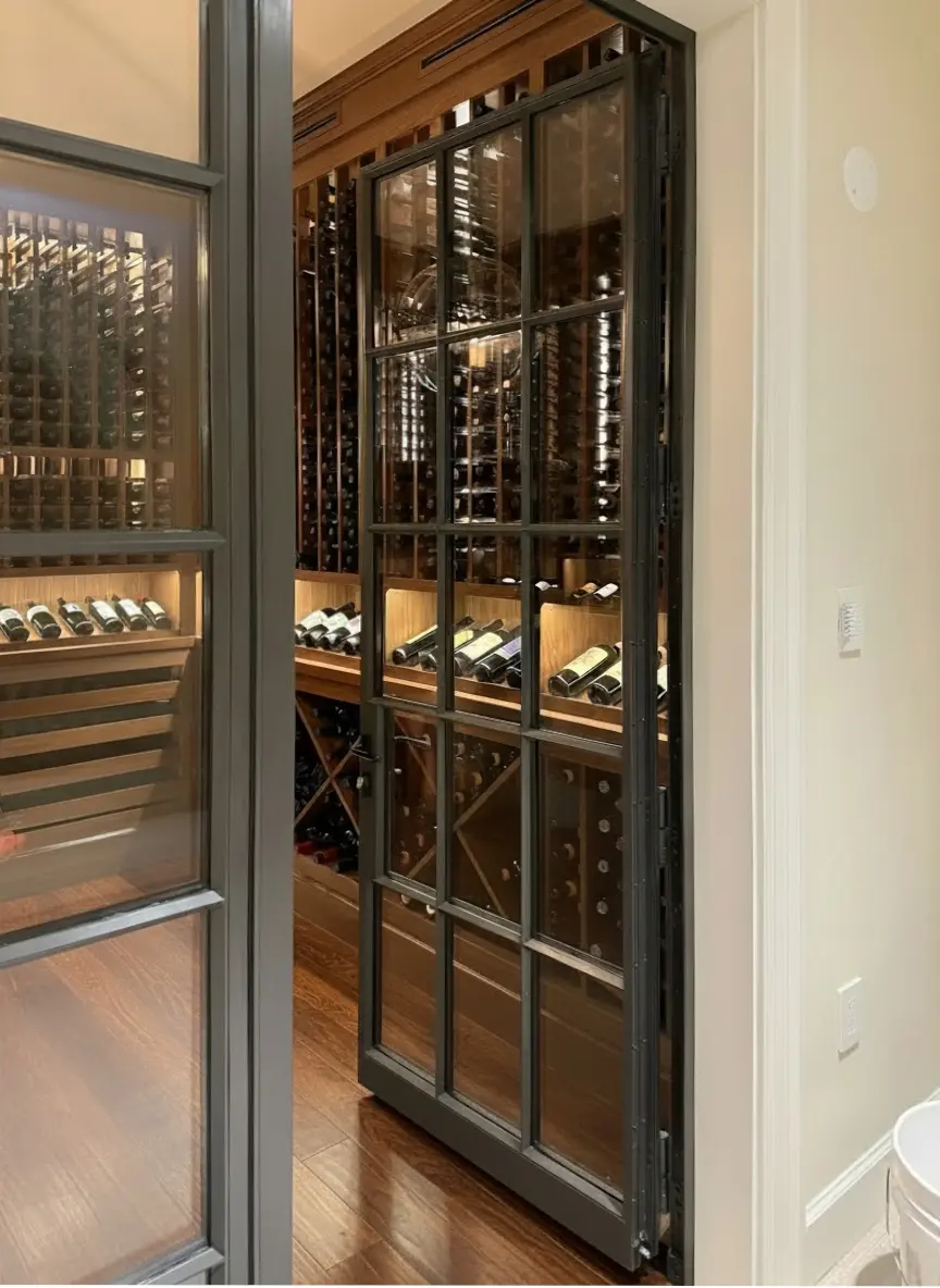 Thermal Steel Wine door with fixed side lite, powder coat finish, SDL muntins, low iron insulating glass